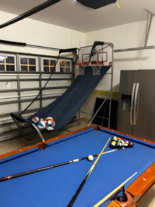 garage pool table and basketball